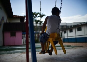 Abandono de filhos passa a gerar indenização
