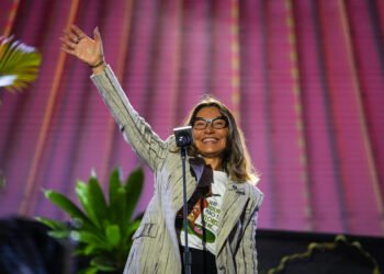 Janja diz que “Sem mulher, não tem floresta em pé” e vira meme nas redes sociais